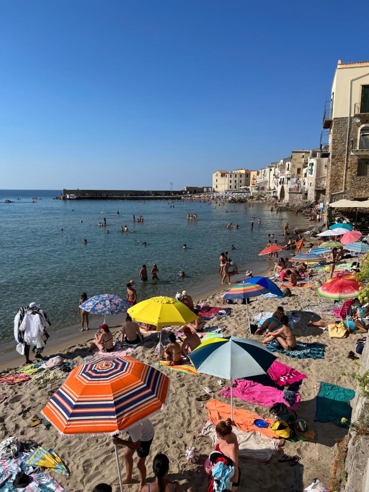 شقة Casa Maestrale تْشيفالو المظهر الخارجي الصورة